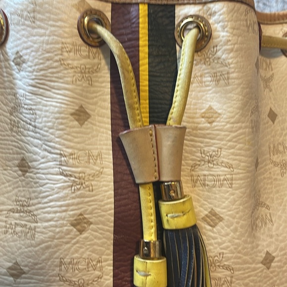 💎Authentic MCM Visetos stripe drawstring bucket bag💎 - Picture 8 of 17